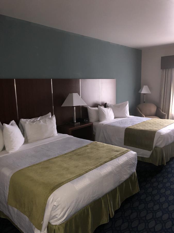 Countryview Inn & Suites Robinson Exteriör bild