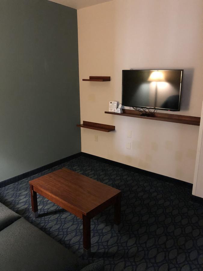 Countryview Inn & Suites Robinson Exteriör bild