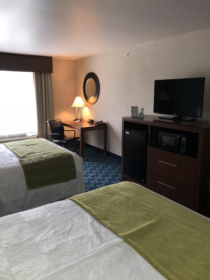 Countryview Inn & Suites Robinson Exteriör bild