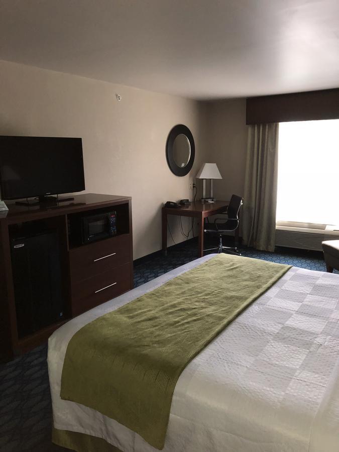 Countryview Inn & Suites Robinson Exteriör bild