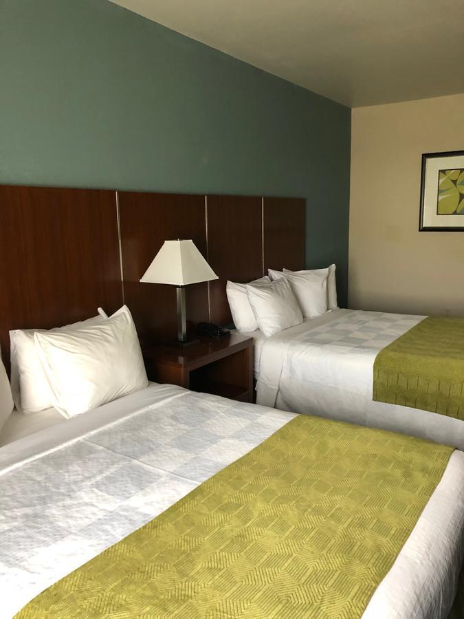 Countryview Inn & Suites Robinson Exteriör bild
